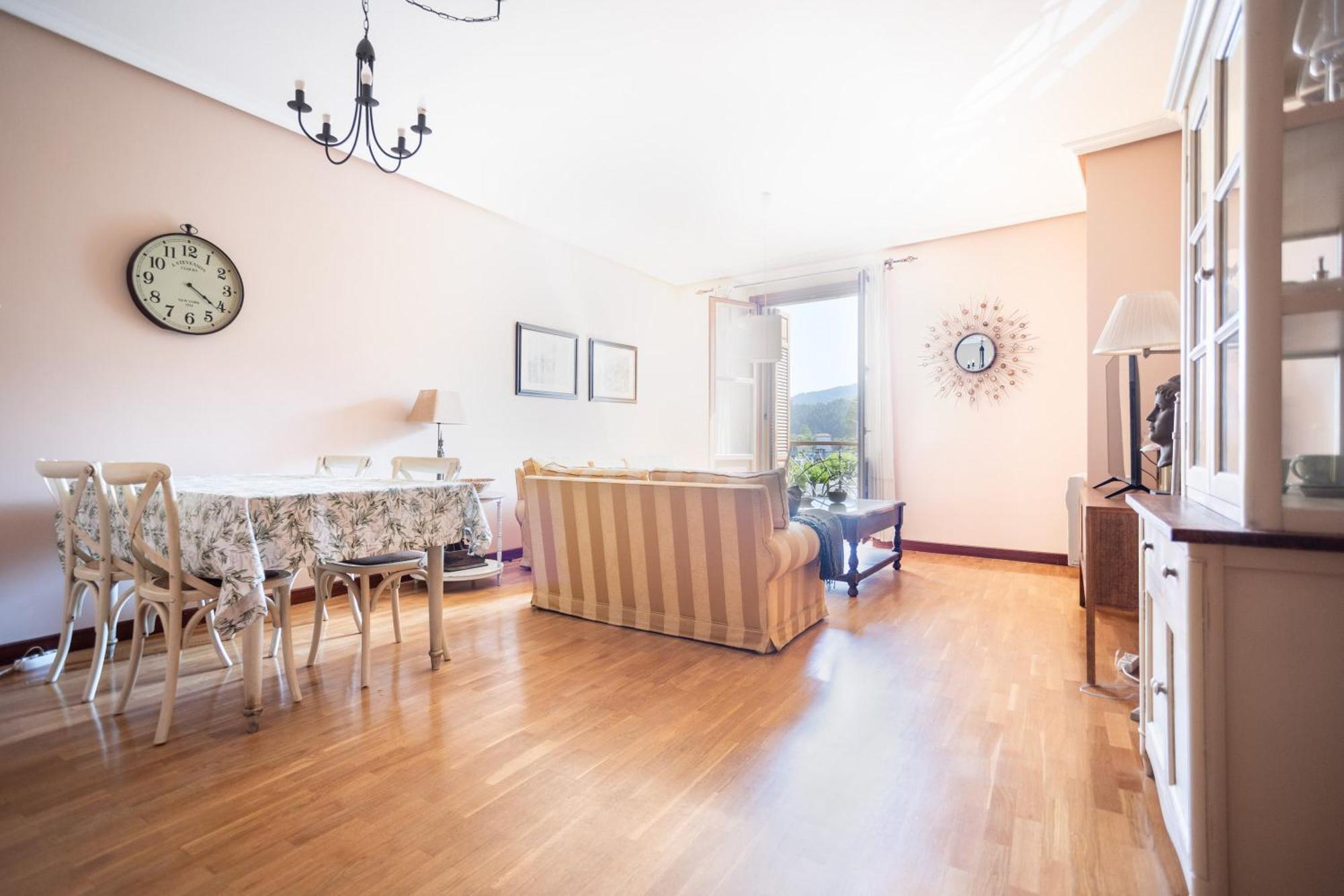 Ria San Esteban Apartment